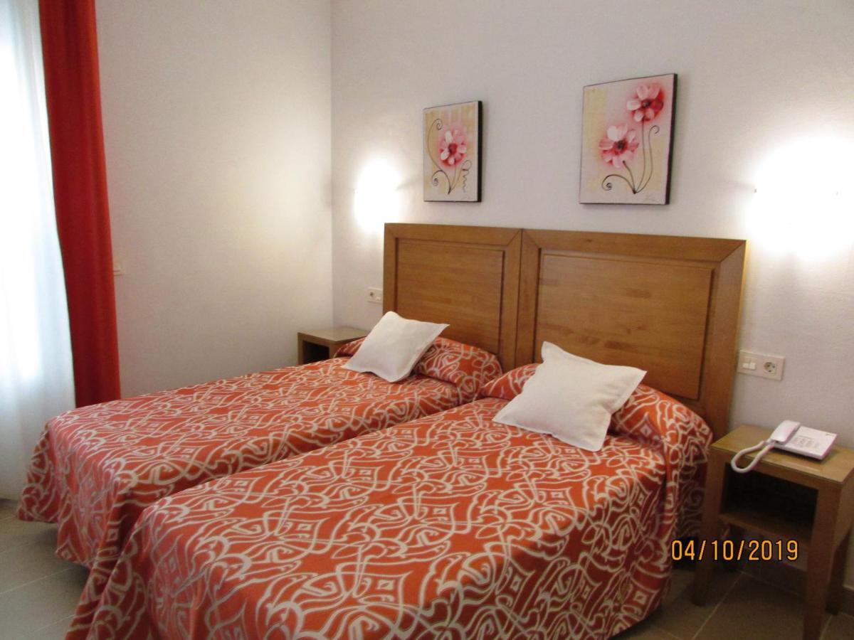 Hotel Goartin มาลากา ภายนอก รูปภาพ